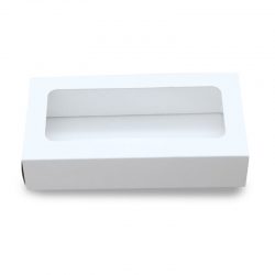 לבנה עם חלון